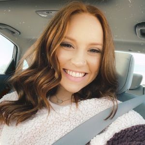 Meet your Posher, Cydnee